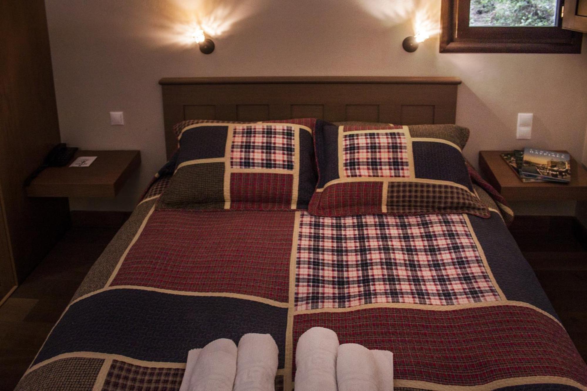 Guesthouse Vasiliki Steni Dhirfios Esterno foto